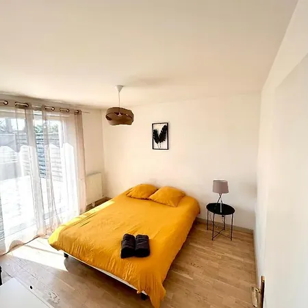F2 Avec Grande Terrasse Appartement *
