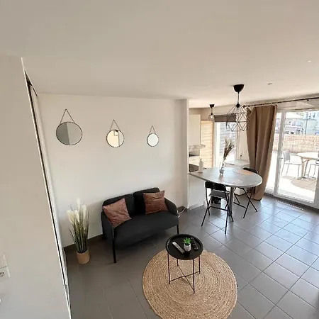 F2 Avec Grande Terrasse Corbeil-Essonnes